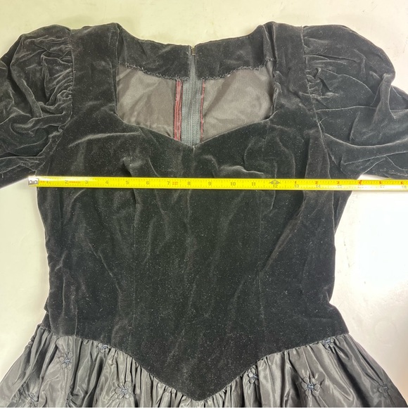 Vintage Black Velvet Dress size Small Taffeta Sweetheart 80s Party Evening Prom - Picture 6 of 14